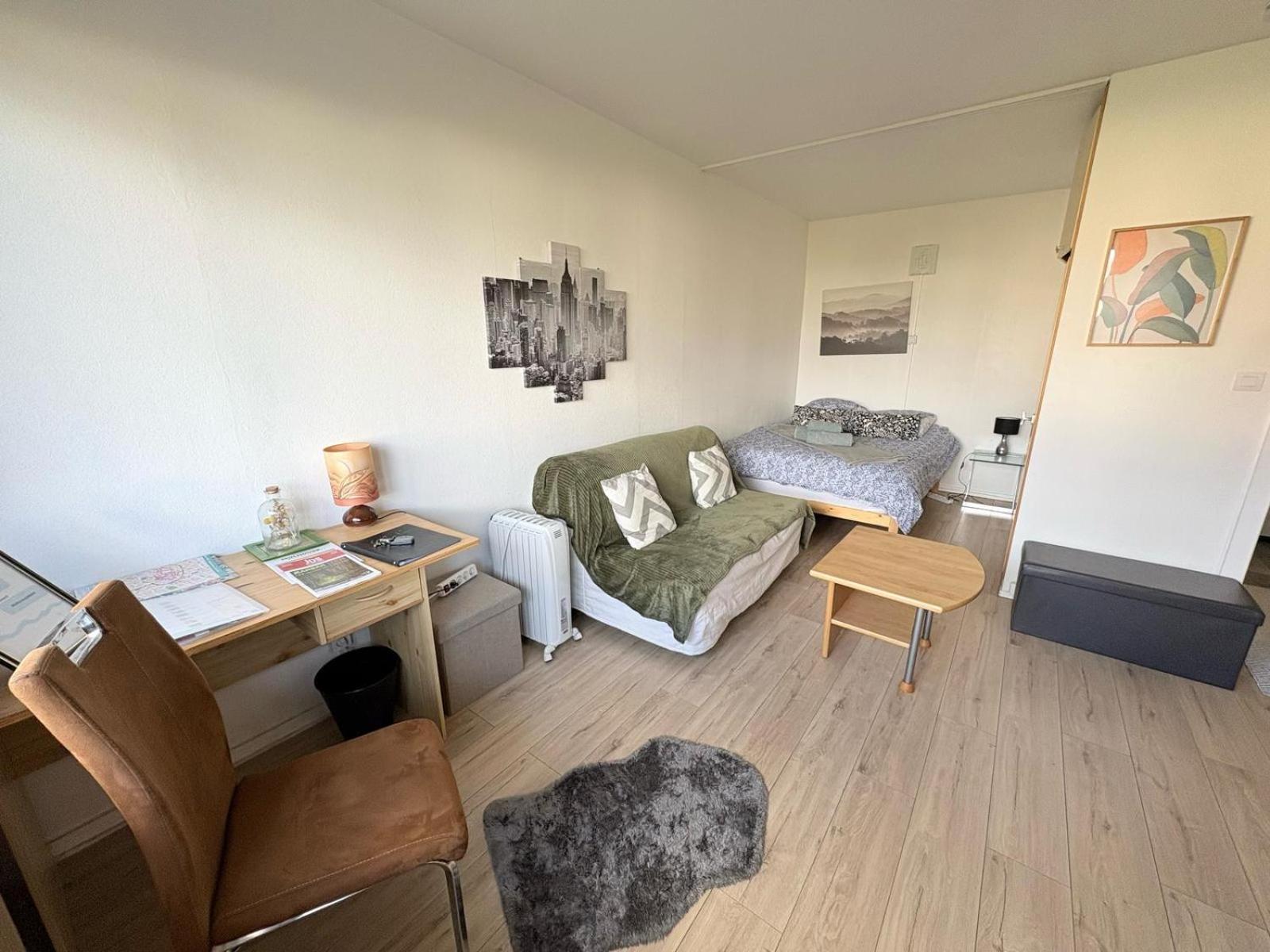 Studio Rdc Calme Avec Parking Ferme Pres Autoroute Et Tram C Mulhouse Bagian luar foto